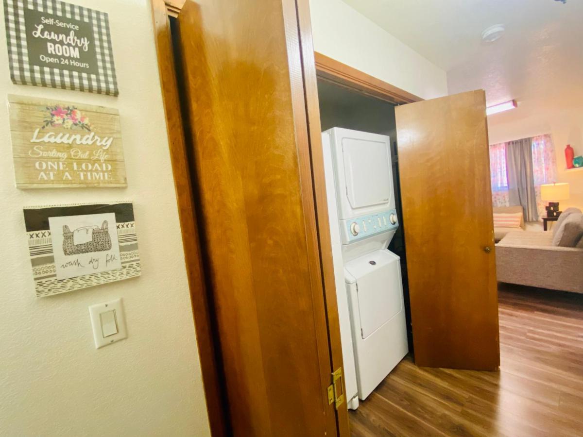 Family Friendly, 3 Bedroom House, With King Bed For Up To 15 - Bbq - Internet - Jet Tub Auburn Bagian luar foto